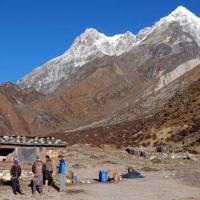 kanchenjunga lodge trek 