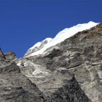 lobuche peak climbing 